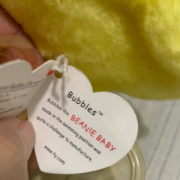 Ty Beanie Baby: Bubbles the Fish | Stuffed Animal - Picture 7 of 8